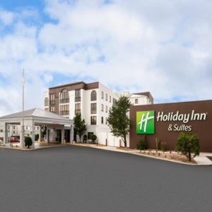 Holiday Inn & Suites Springfield–I-44